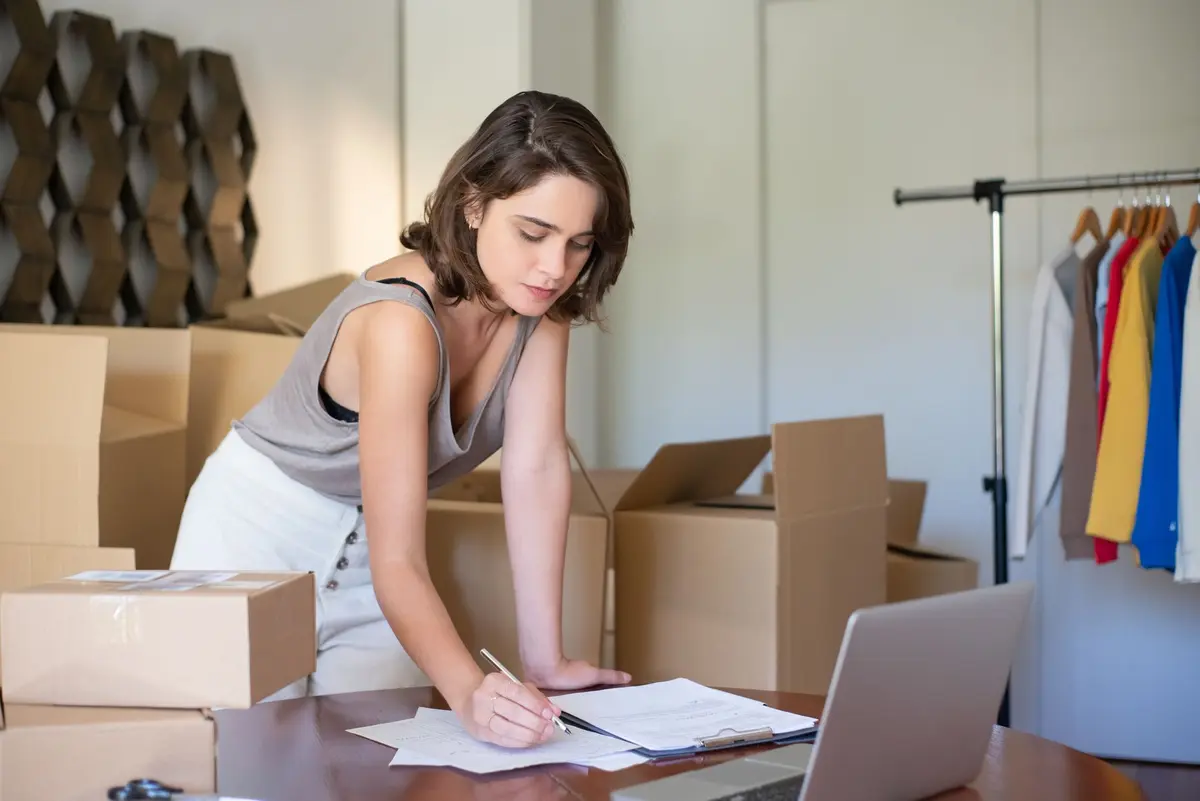 Small Firms Using AI Expect More Hiring and Sales, Study Finds